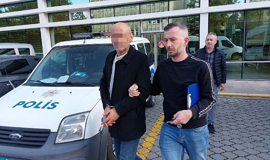 Samsun'da uyuşturucu ticaretinden gözaltına alına büfeci tutuklandı