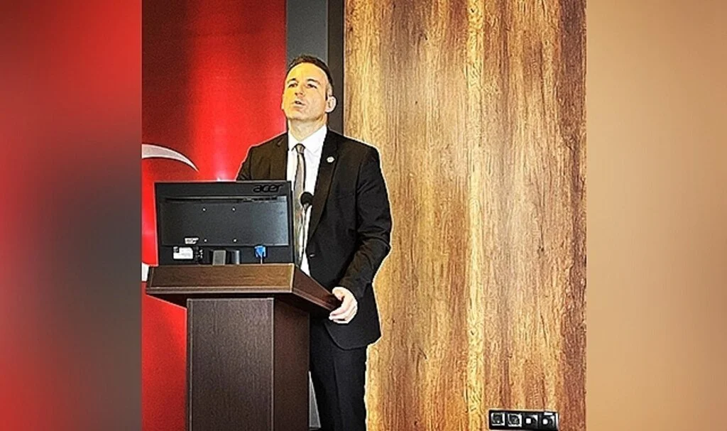 Samsun Eczacılar Odası Başkanı Onur Ferhat Karacan:'Eczacılar çözüm istiyor'
