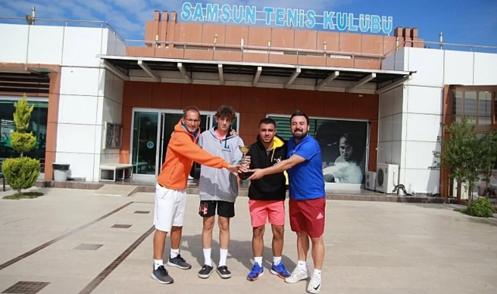 Samsun Tenis Kulübü Bölge Şampiyonu oldu 