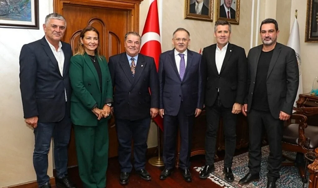 Samsunspor'dan Samsun Büyükşehir Belediye Başkanı Demir'e Ziyaret