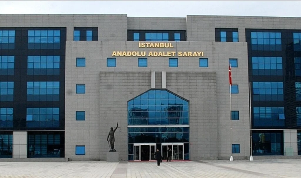 Sedat Peker'in elebaşılığını yaptığı suç örgütü davasında dosyaları ayrılan 8 sanık hakkında karar