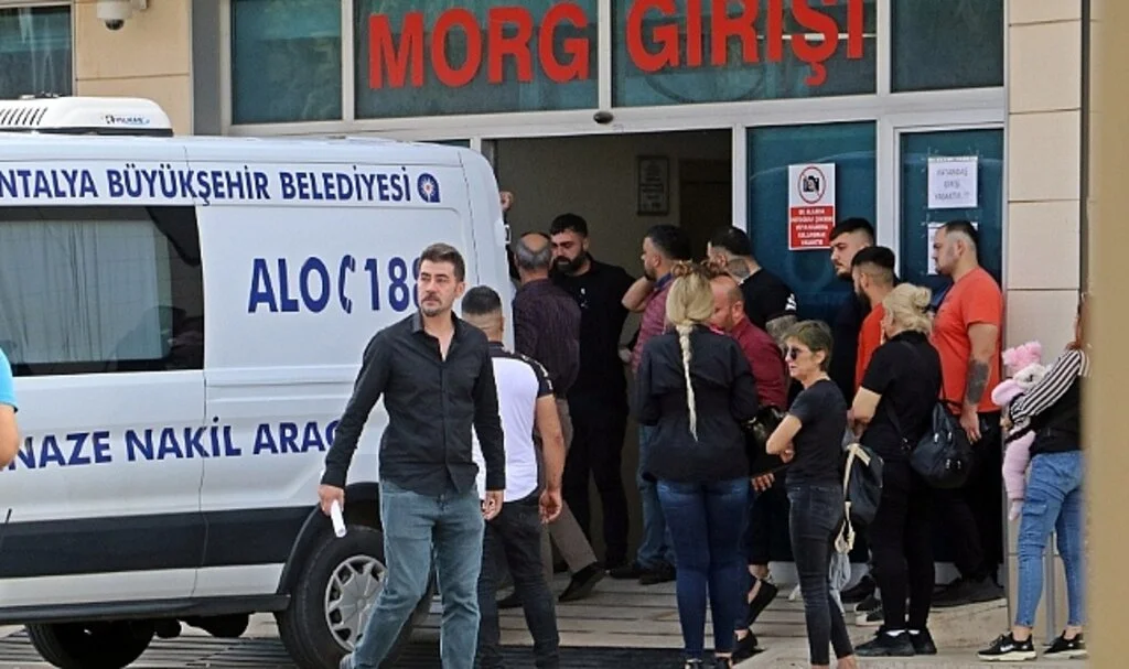 Silahlı kavgaya dönüşen tartışma cinayetle bitti