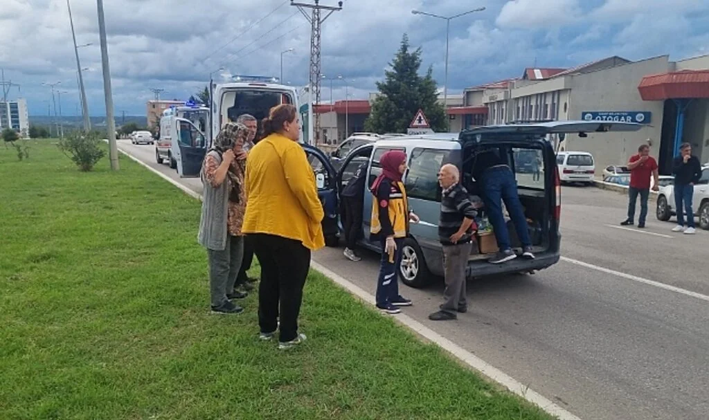 Sinop’ta trafik kazası: 4 yaralı