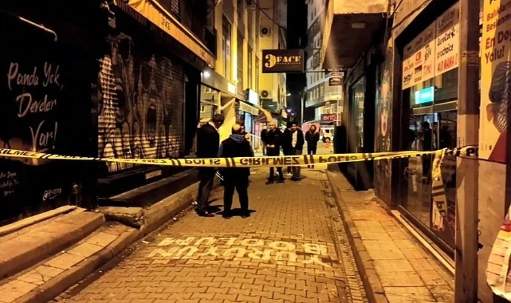 Sokak ortasındaki dehşet saniye saniye kamerada