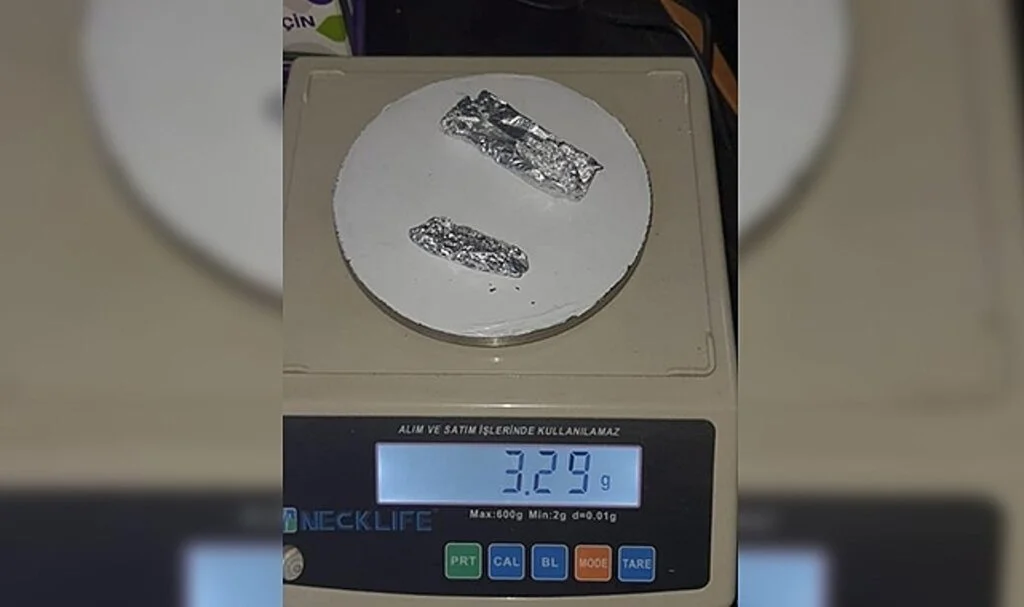  Şüphe üzerine durdurulan şahıstan uyuşturucu madde çıktı