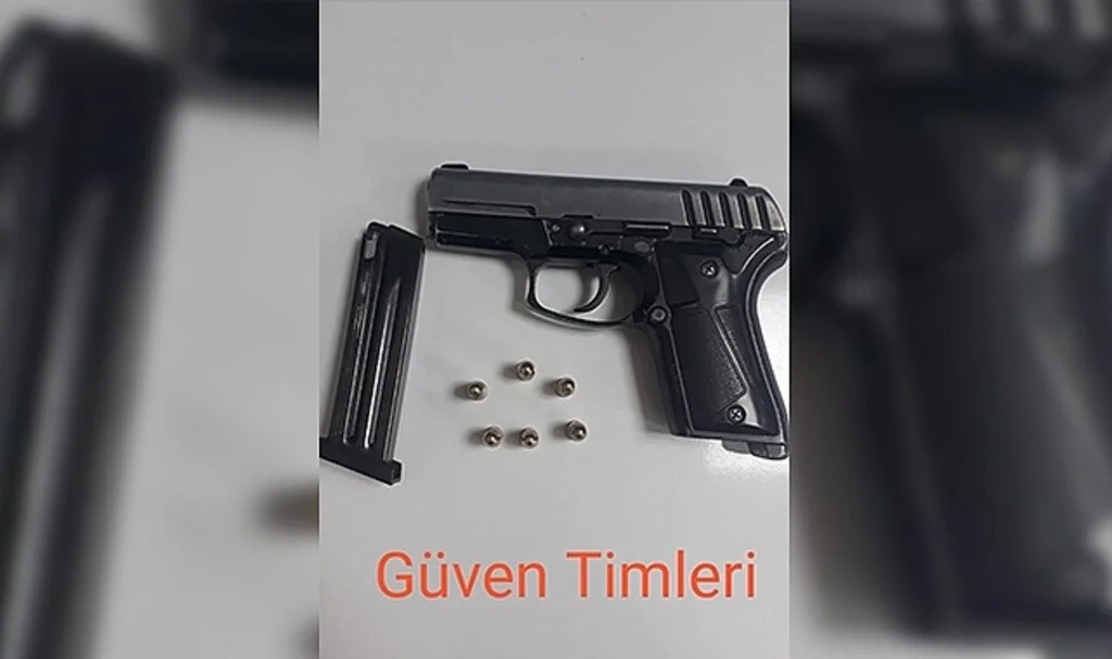 Şüphelenilen şahıstan ruhsatsız tabanca bulundu