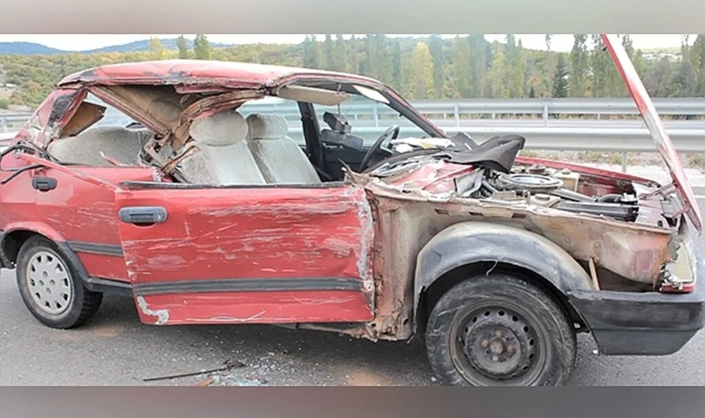 Tavşanlı'da trafik kazası: 3 yaralı