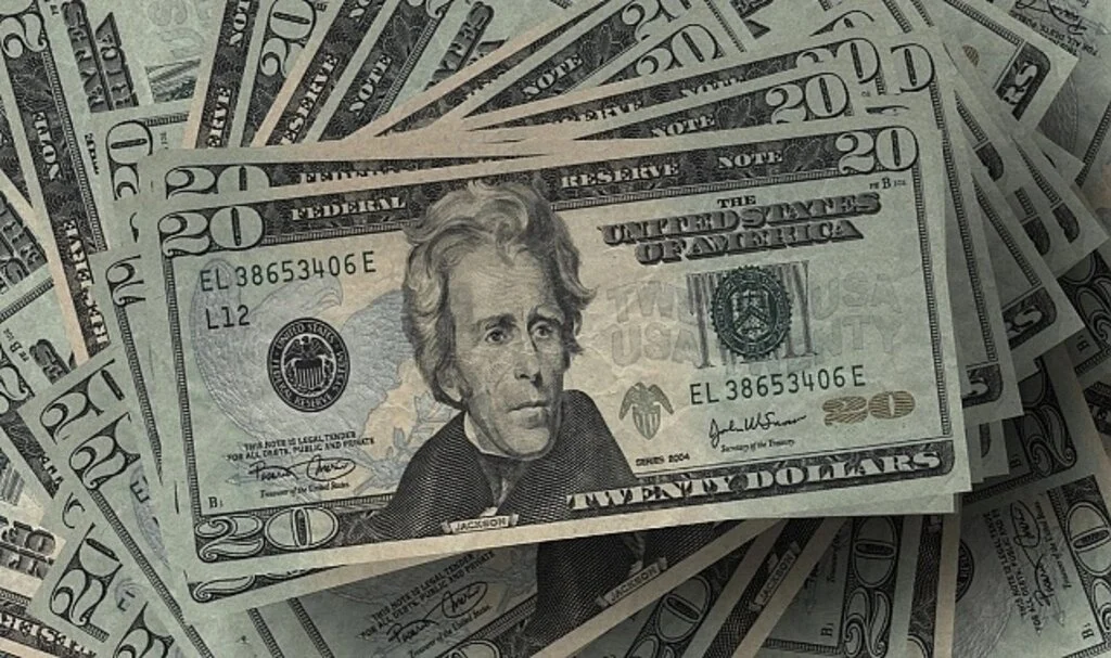 TCMB toplam rezervleri 2 milyar dolar azaldı