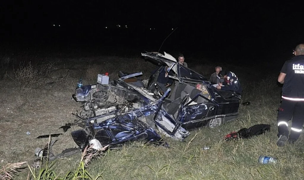 Tekirdağ'da feci kaza: 2'si ağır 9 yaralı