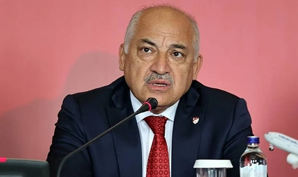 TFF Başkanı'ndan "VAR" açıklaması: Bu sistem olmasaydı, penaltılar ve ofsaytlarda birçok hata yapılırdı