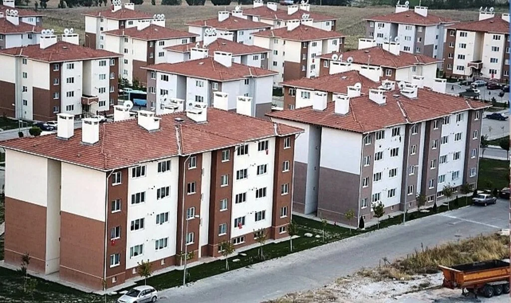 TOKİ sosyal konut başvurularıyla ilgili flaş gelişme! Son saatler...