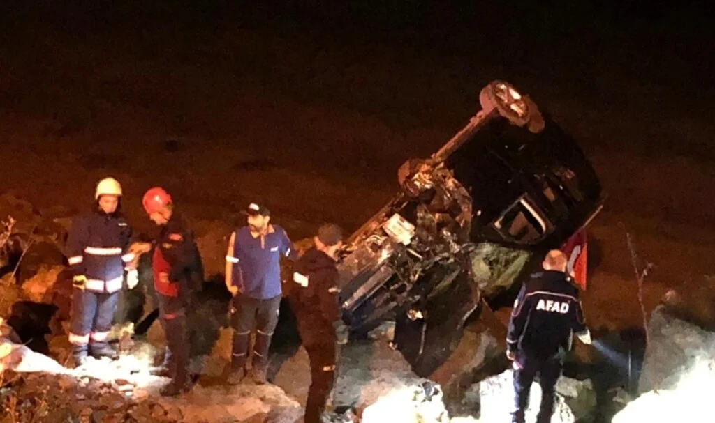 Trabzon'da trafik kazası: 1 ölü, 3 yaralı