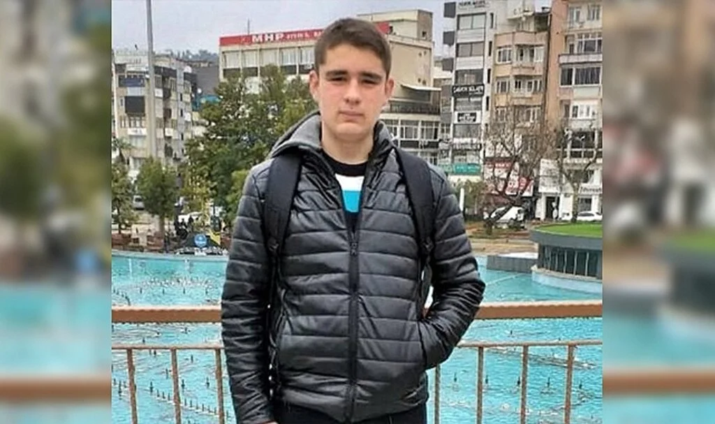 Trafik kazasında ağır yaralanan 16 yaşındaki çocuk hayatını kaybetti
