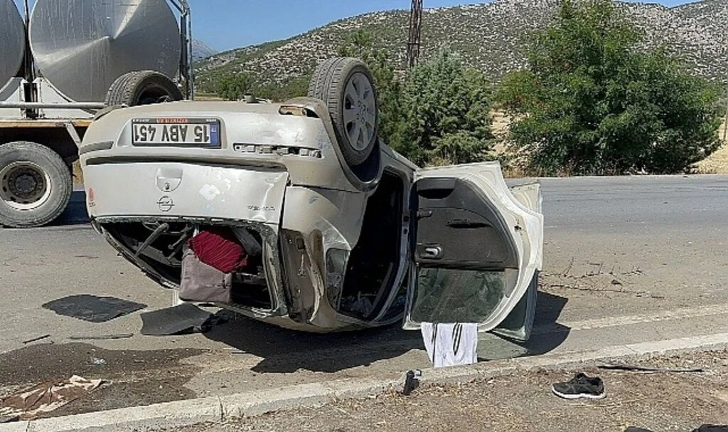 Trafik kazasında ağır yaralandı, 15 gün hayata tutunabildi