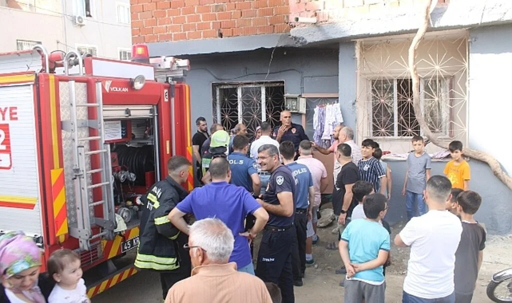 Turgutlu’da bir evde çıkan yangın korkuttu