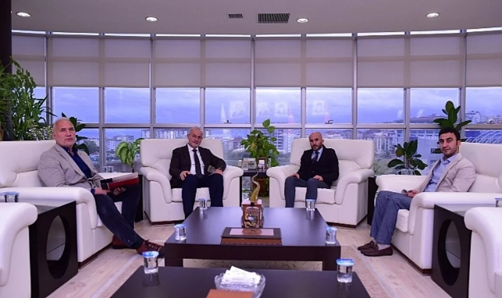 Türkiye Beyzbol, Softbol, Korumalı Futbol ve Ragbi Federasyonu Başkanı Murat Pazan'dan OMÜ'ye İşbirliği Zİyareti
