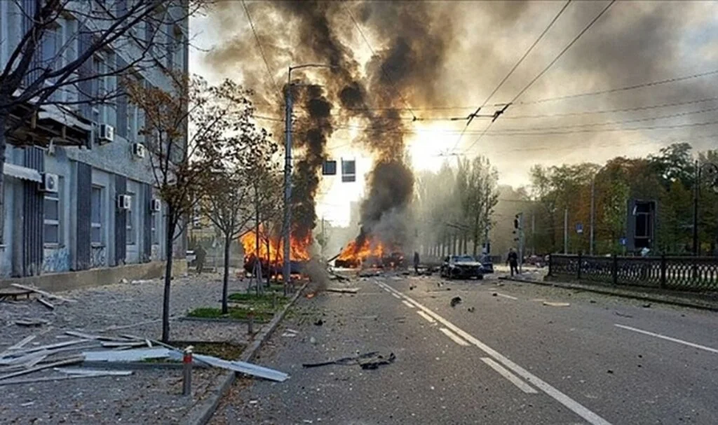 Ukrayna'nın başkenti Kiev'e düzenlenen saldırılarda 8 kişi öldü, 24 kişi yaralandı
