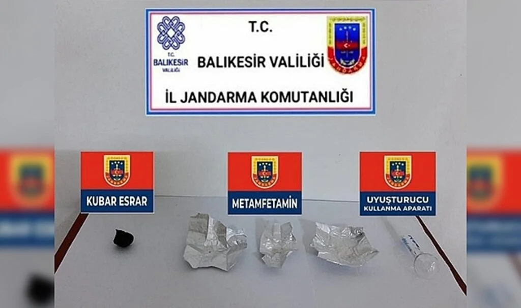 Uyuşturucu ticareti yapan 4 kişi yakalandı