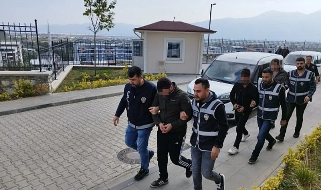 Uyuşturucuya 3 gözaltı daha