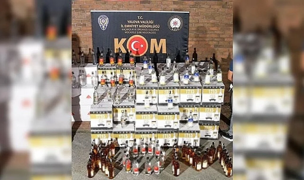 Yalova’da bin 380 şişe kaçak alkol ele geçirildi