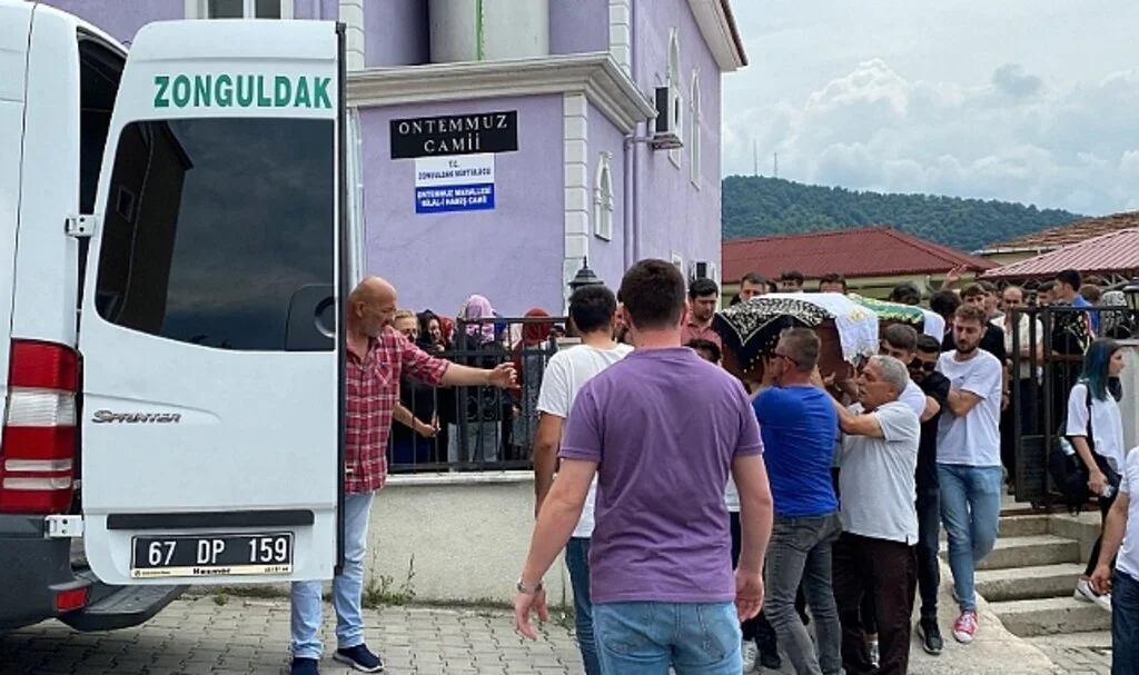 Yengesine merdivende pusu kurup kurşun yağdıran sanığa ağırlaştırılmış müebbet hapis talebi