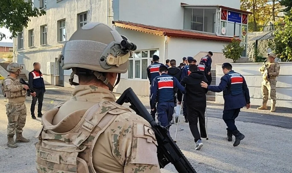 Yozgat’ta DEAŞ operasyonu: 5 gözaltı