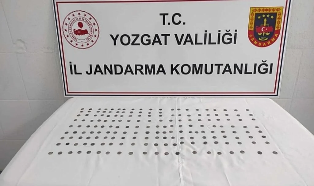 Yozgat’ta tarihi eser niteliğinde 176 sikke ele geçirildi