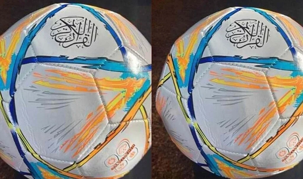 Yunanistan'da Kuran-ı Kerim yazılı futbol toplarıyla ilgili flaş karar