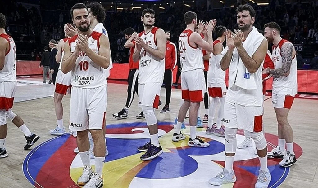 A Milli Erkek Basketbol Takımı, yarın Sırbistan'a konuk olacak