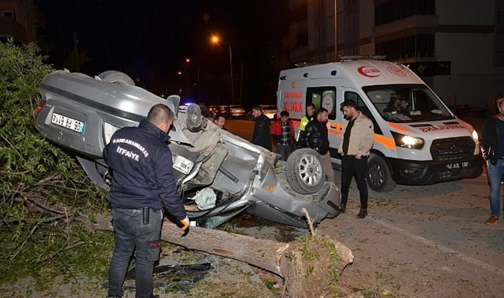 Ağaca çarpıp takla atan otomobilin sürücüsü ağır yaralandı