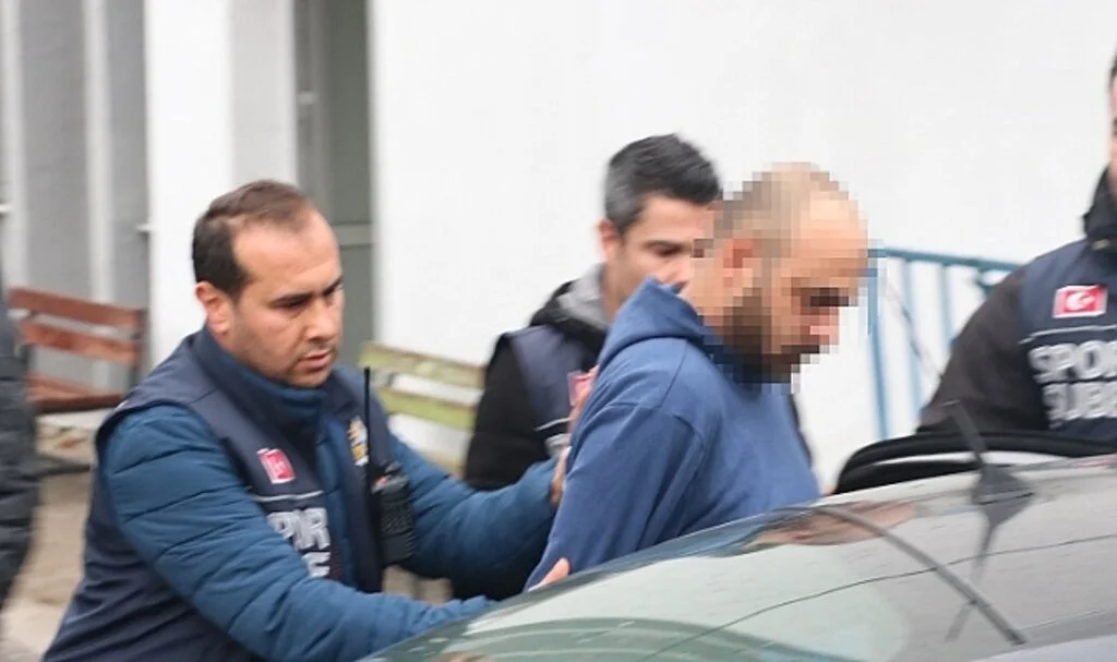 Altay kalecisine korner direğiyle vuran saldırgan adliyeye sevk edildi