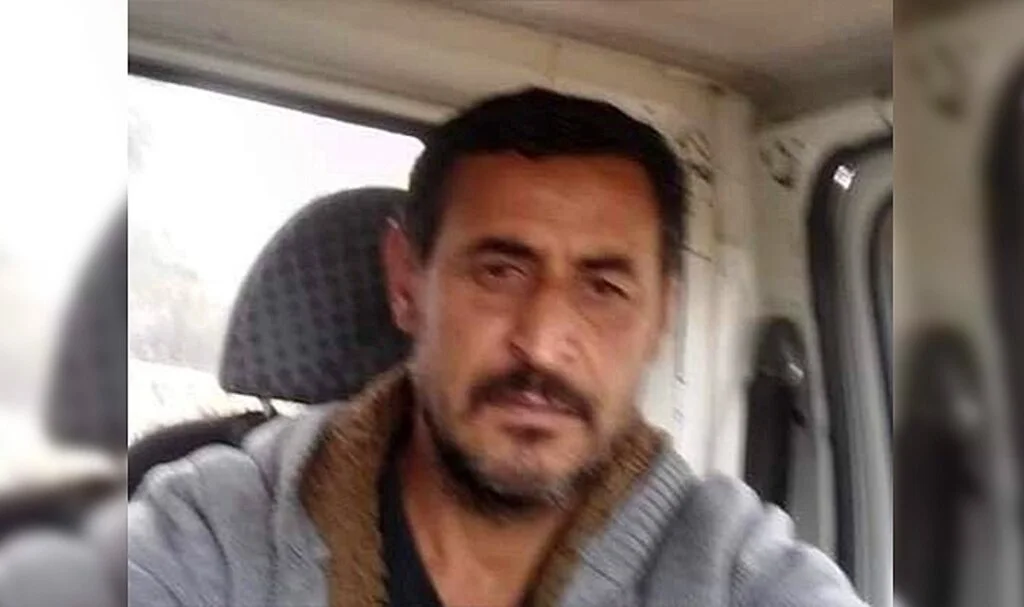Araç içerisinde tüfekle vurulmuş halde bulundu
