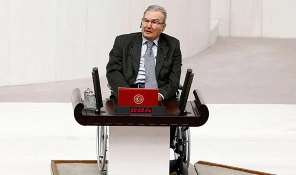 Aslı Baykal CHP'den istifa etmişti: 'Deniz Baykal da istifa edebilir' iddiası