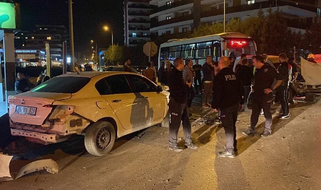 Aydın'da trafik kazası: 6 yaralı
