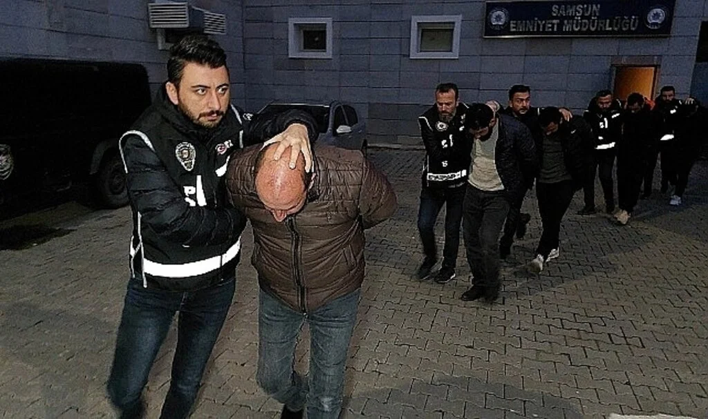 Bafra Ticaret Borsasına Silahlı Saldırıyla İlgili 2 Kişi Daha Tutuklandı