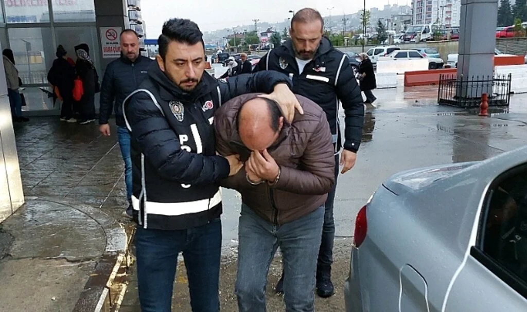Bafra Ticaret Borsasına silahlı saldırıyla ilgili suç örgütü operasyonu: 8 gözaltı
