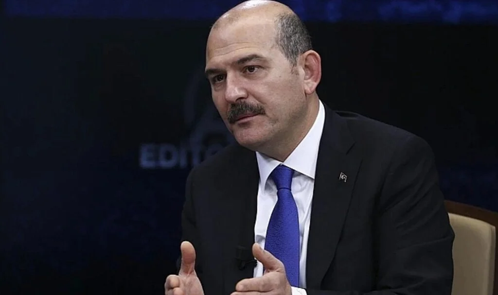 Bakan Soylu'dan Çin Konsolosluğu önündeki olayla ilgili açıklama: Tahkikat başlatıldı