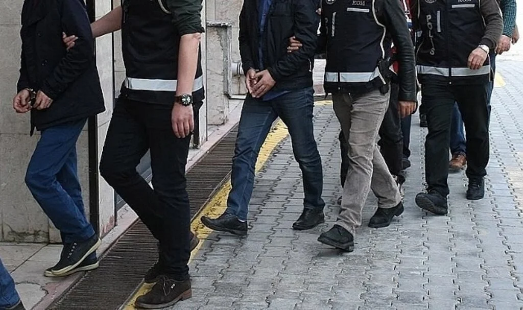 Başkentte FETÖ operasyonunda 9 kişi gözaltına alındı