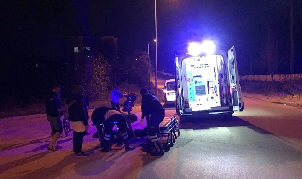 Bilecik'te otomobil ile motosiklet çarpıştı, 1 kişi yaralandı