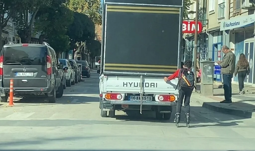 Bursa'da tehlikeli yolculuk