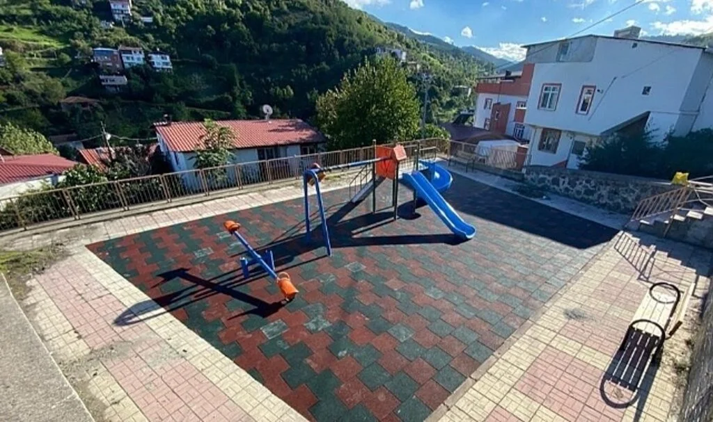 Canik’te Parklar Çocuklar İçin Hazır