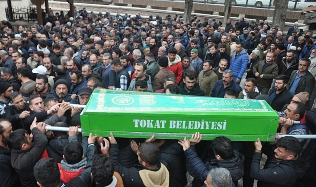 Cesedi bulunmuştu, otopside başından silahla vurulduğu ortaya çıktı