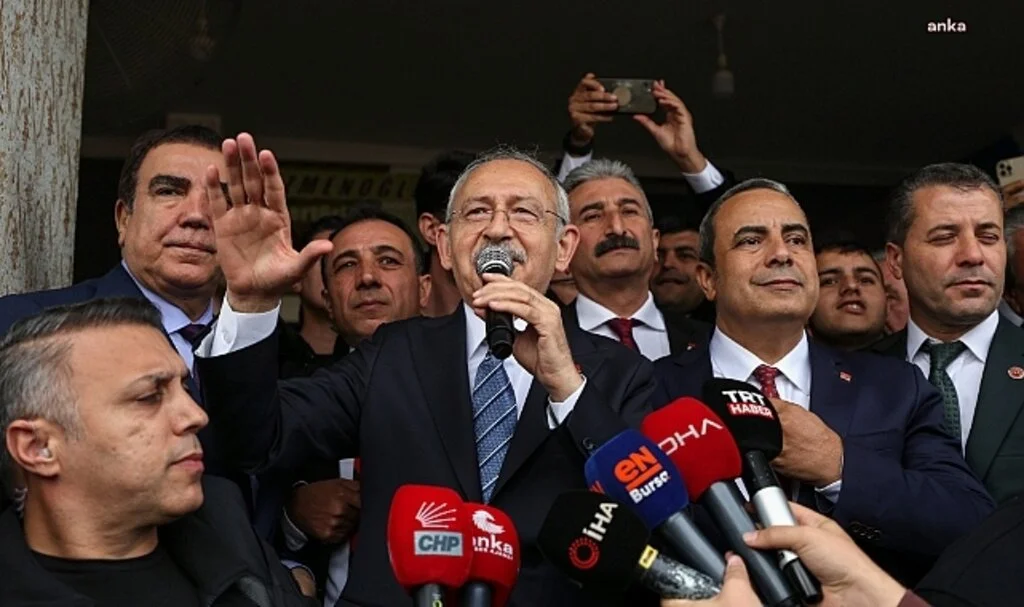 CHP Genel Başkanı Kemal Kılıçdaroğlu:Bu Ülkede Saraylarda Birisi Yaşayacaksa, Bu Ülkenin Halkı Yaşamayı Hak Ediyor