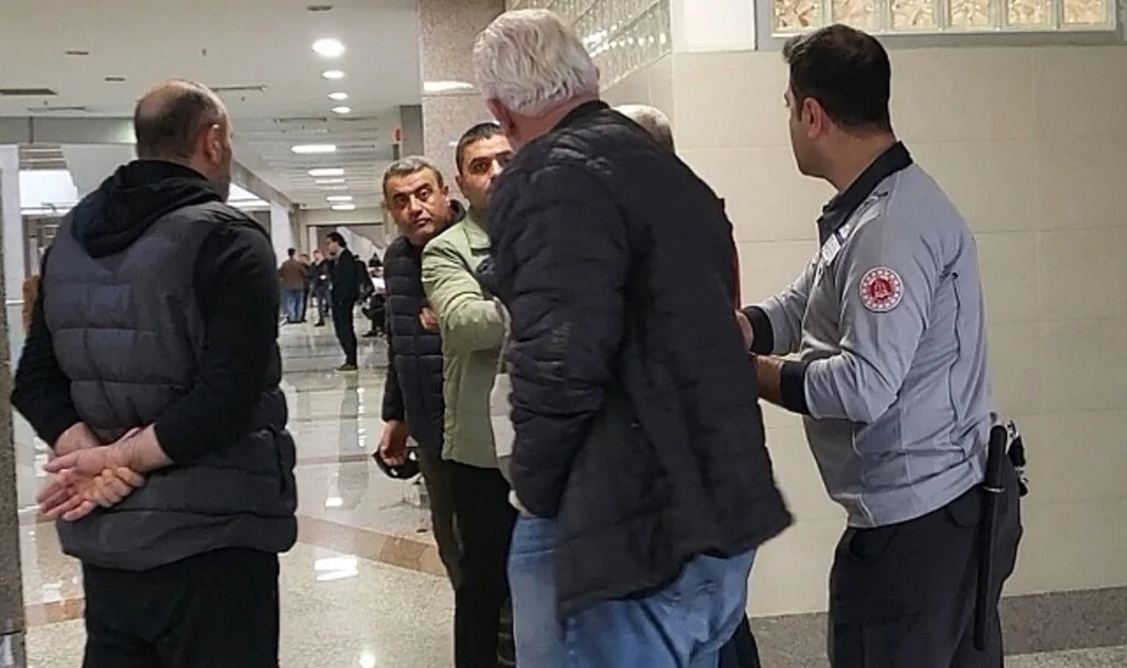 CHP’li belediye başkan aday adayı ‘dolandırıcılık’ suçundan hakim karşısında