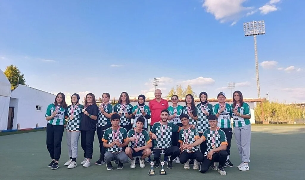 Çim Topu Türkiye Şampiyonası’na Alaçamspor damga vurdu
