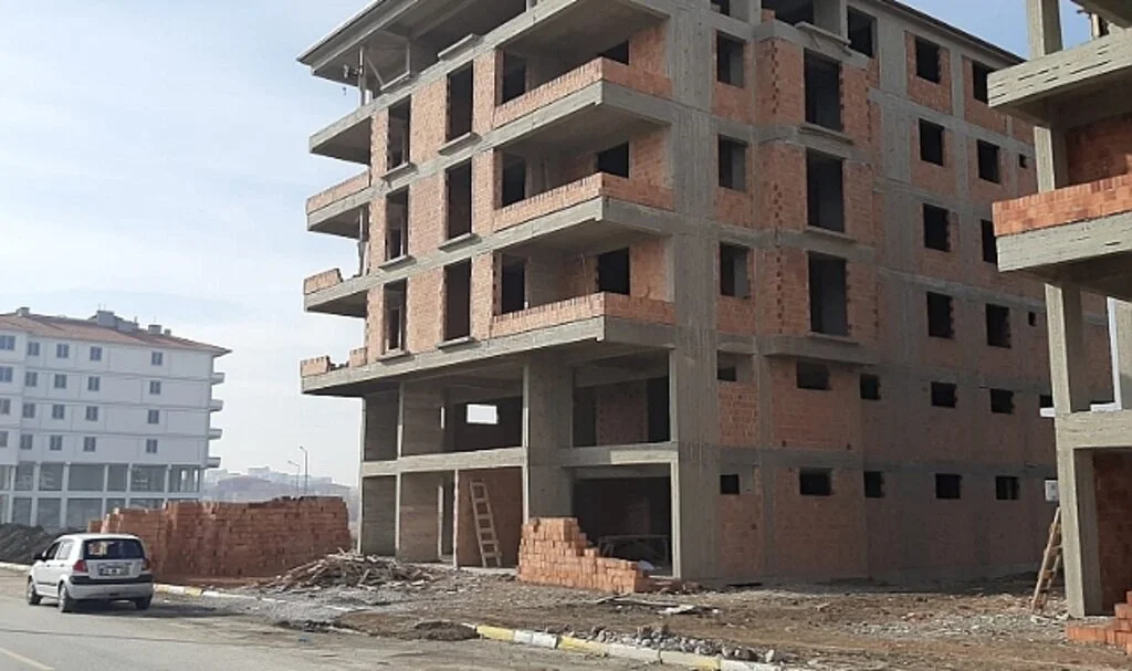 Çorum’da bir genç inşaatta ölü bulundu
