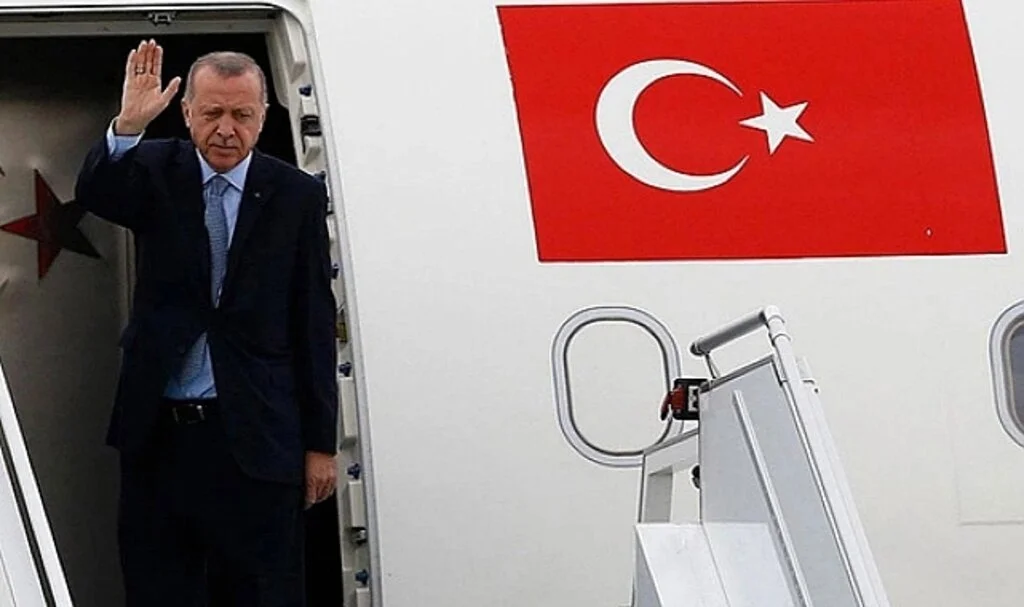Cumhurbaşkanı Erdoğan Endonezya'dan Ayrıldı