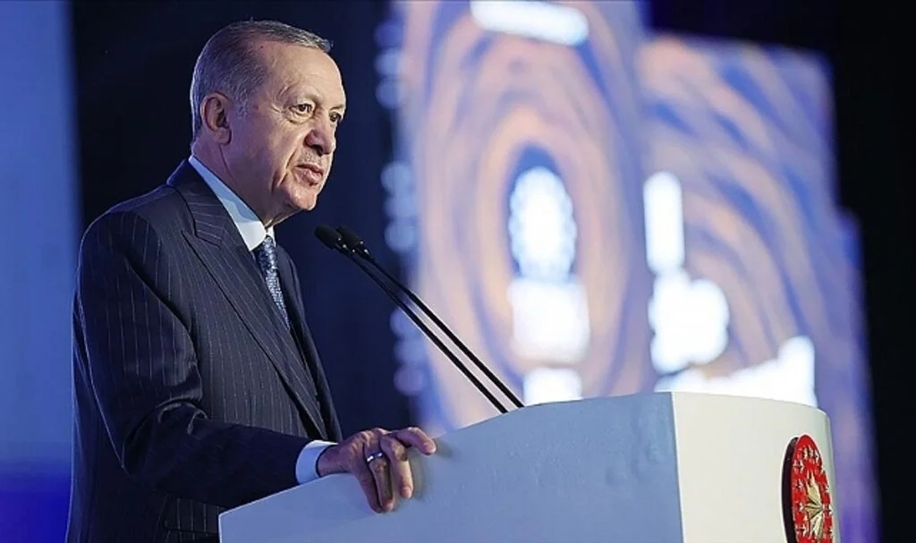 Cumhurbaşkanı Erdoğan: Tüm ihtiyaç sahibi ülkelere tahıl gemilerinin ulaşmasını temin edeceğiz