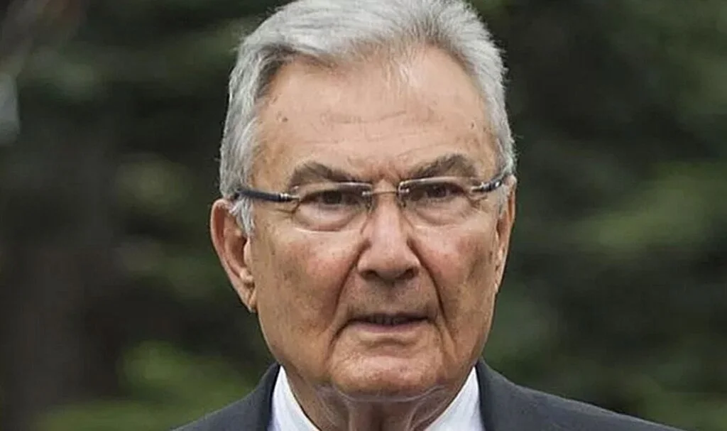 Deniz Baykal CHP'den istifa mı edecek? Oğlu Ataç Baykal "Babamla konuştum" diyerek açıkladı