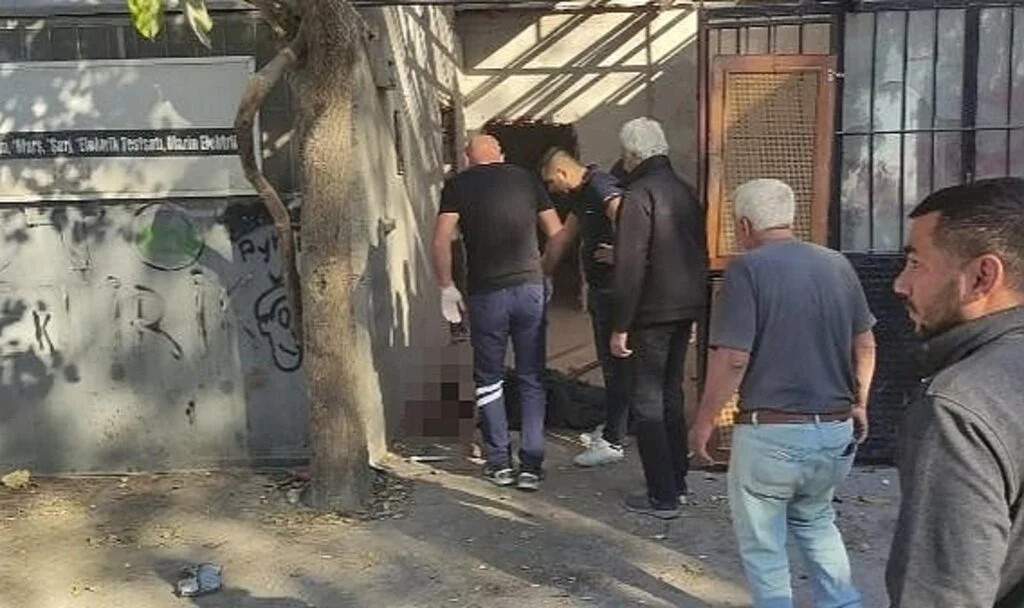 Didim’de duvardan düşen adam hayatını kaybetti